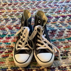 Black hightop converse